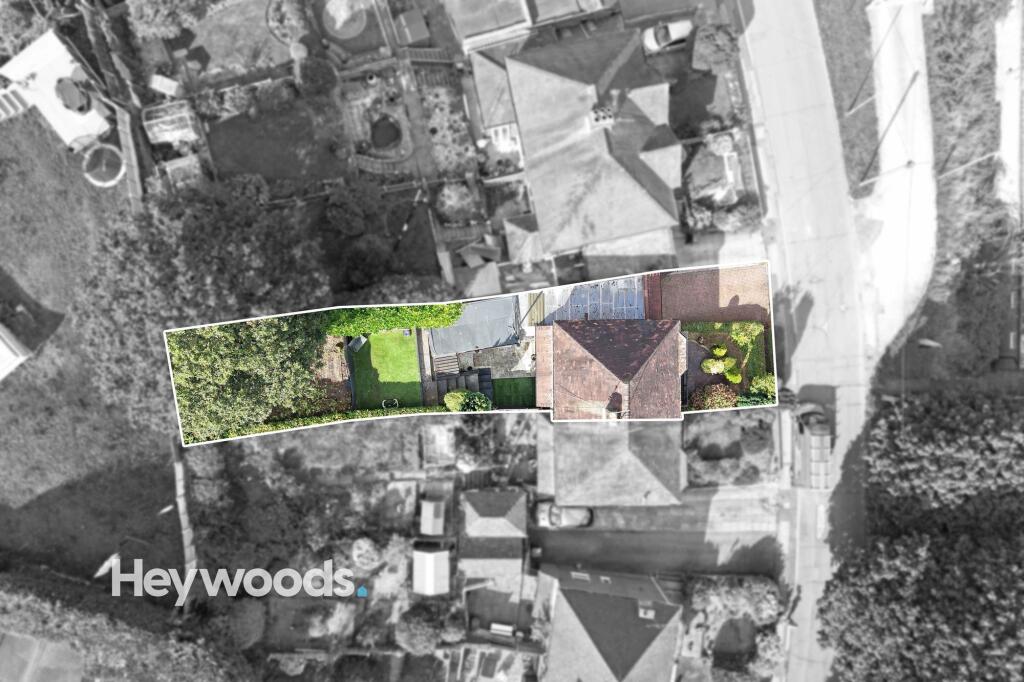 House in Stoke-on-Trent - View 5