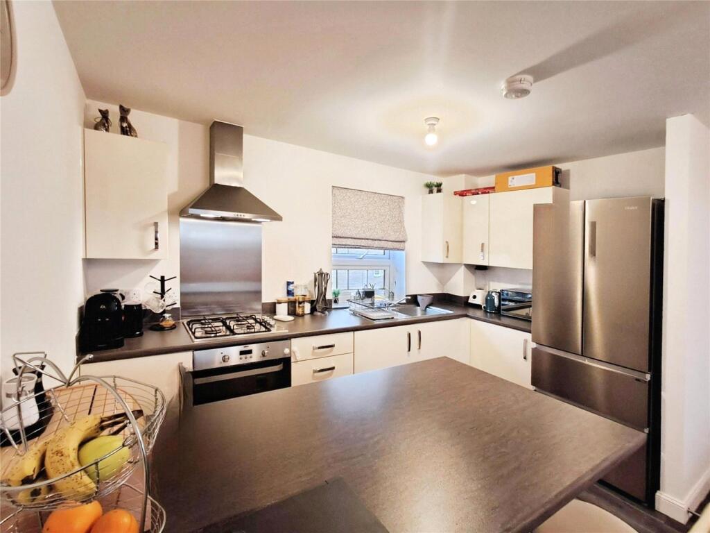 Fife Way, Aylesham, Canterbury, Kent, CT3 photo 4