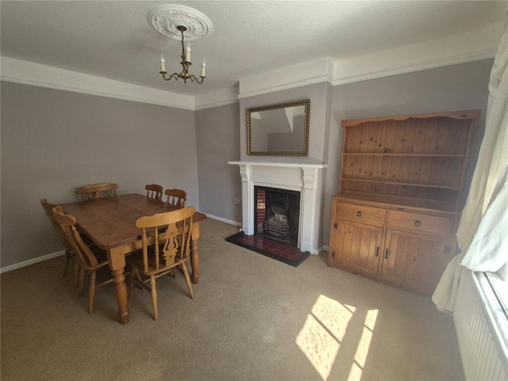 House in Taunton - View 5