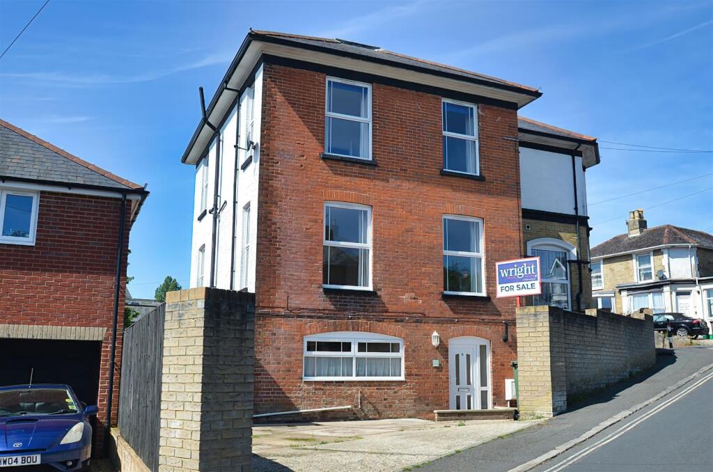 Main image of property: RYDE