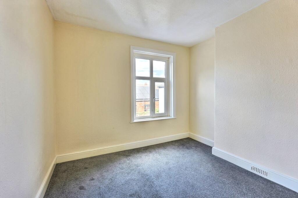 Apartment in Newport, Maindee - View 4