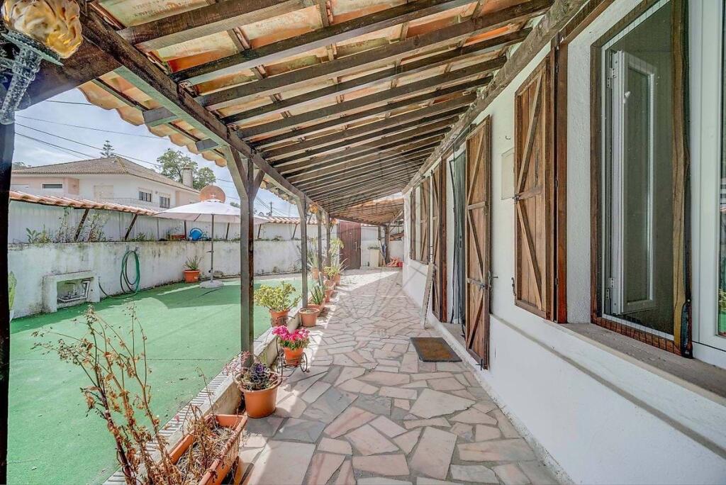 Main image of property: Setúbal, Quinta do Anjo