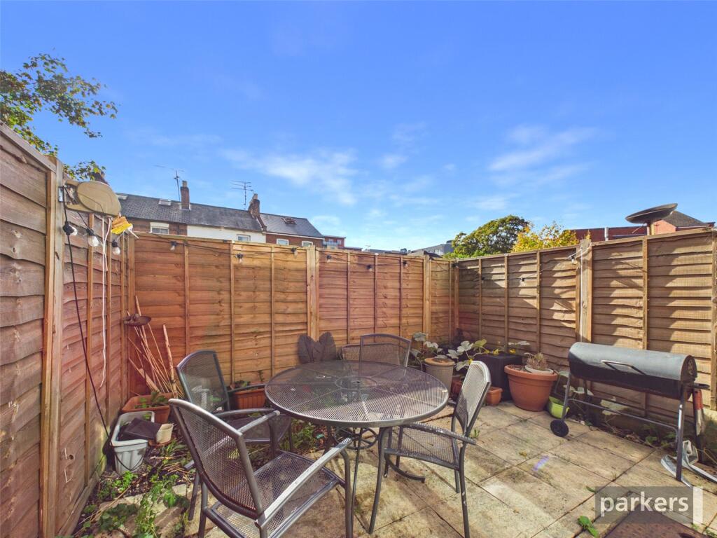 House in Reading - View 5
