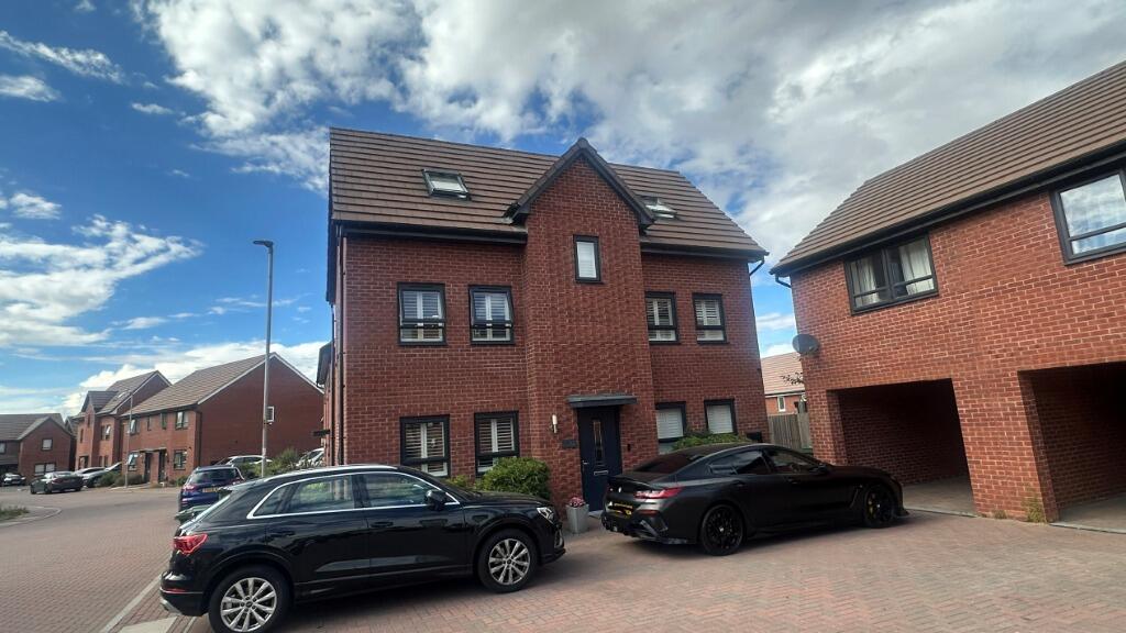 Pinnels Road, Wellingborough, NN8