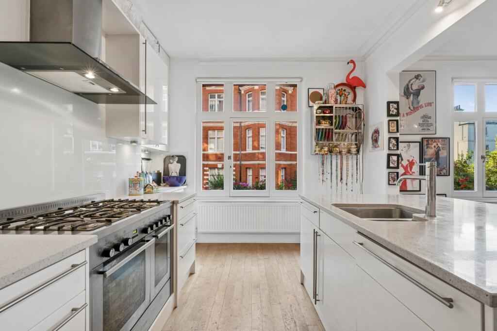Apartment in London, City of Westminster - View 5