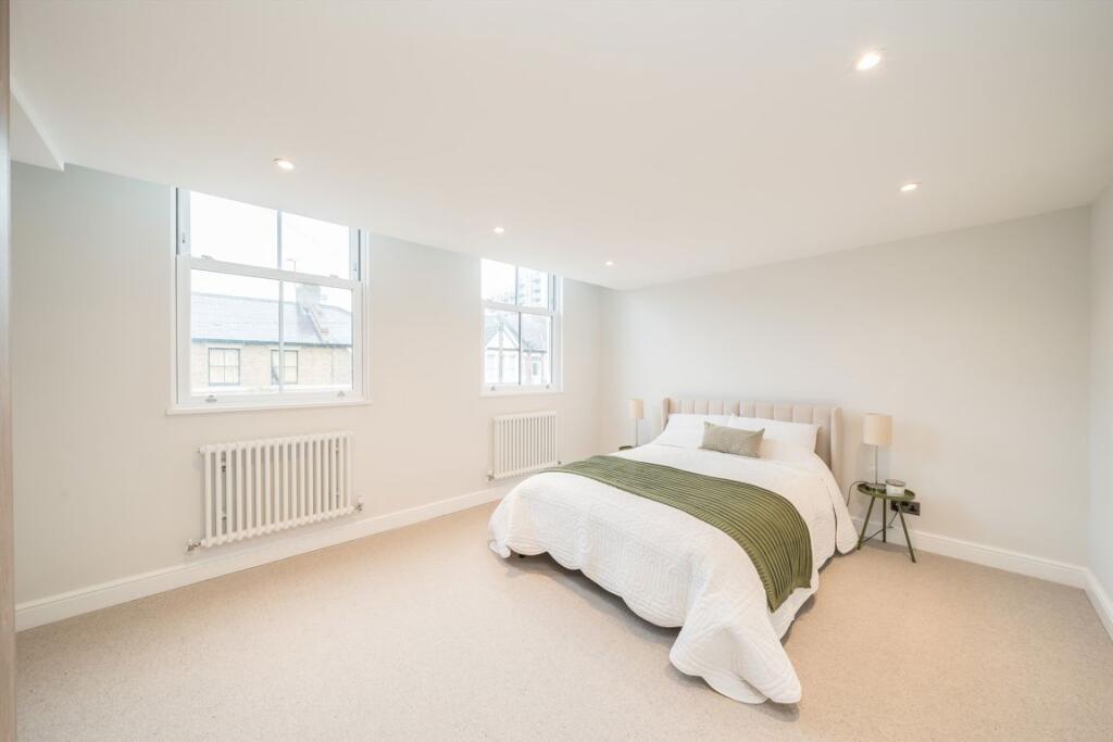 Apartment in London - View 3