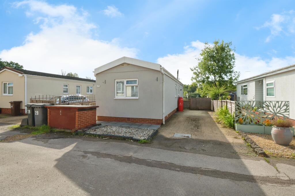 Main image of property: Glen Mobile Home Park, Colden Common, Winchester
