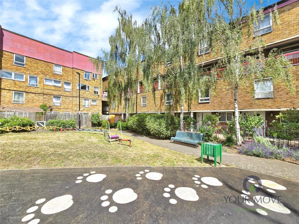 4-bed flat on Lovelinch Close, London, SE15, £400,000