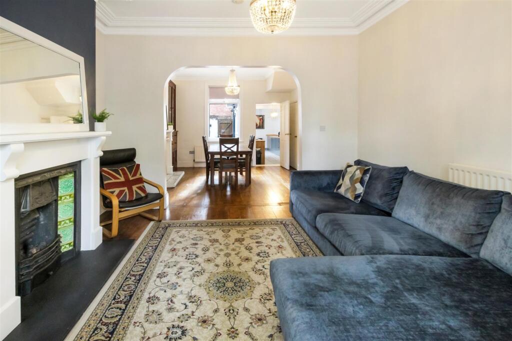 House in Darlington - View 5