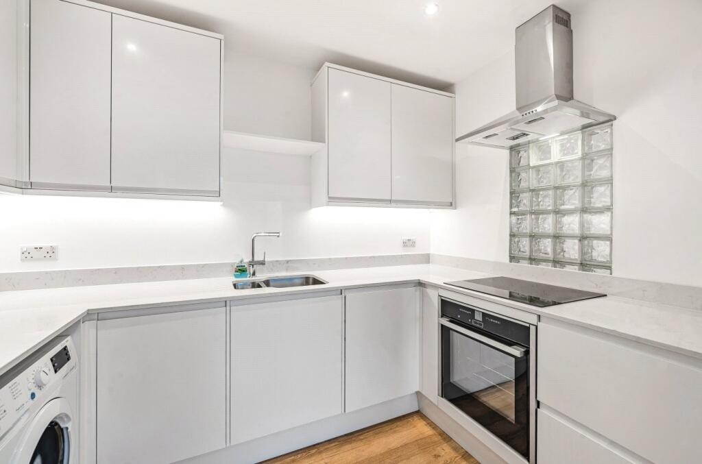 Main image of property: Alscot Road, London