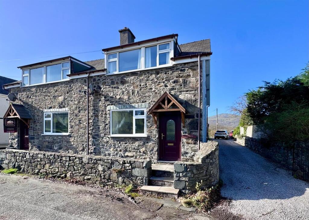 Main image of property: Tyn Y Groes, Conwy