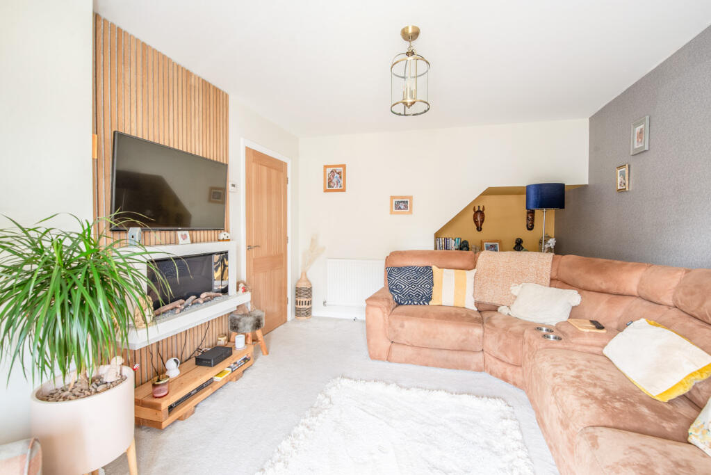 House in Bradford, Wilsden - View 2