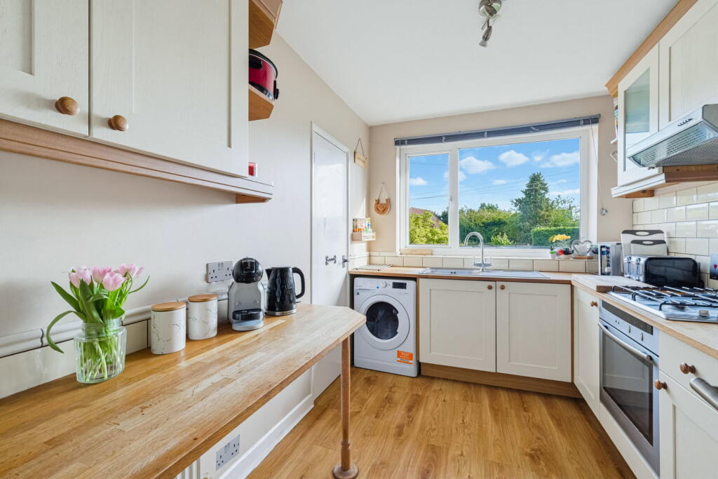 Apartment in Tandridge, Godstone - View 5