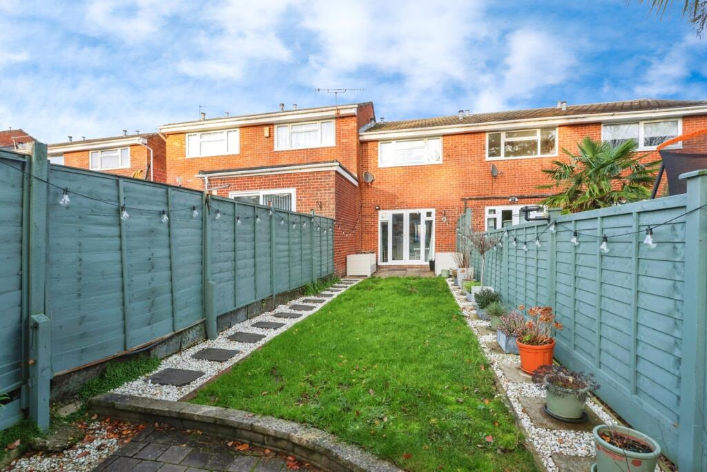 Viscount Walk, Bearwood, Bournemouth, Dorset, BH11 photo 4