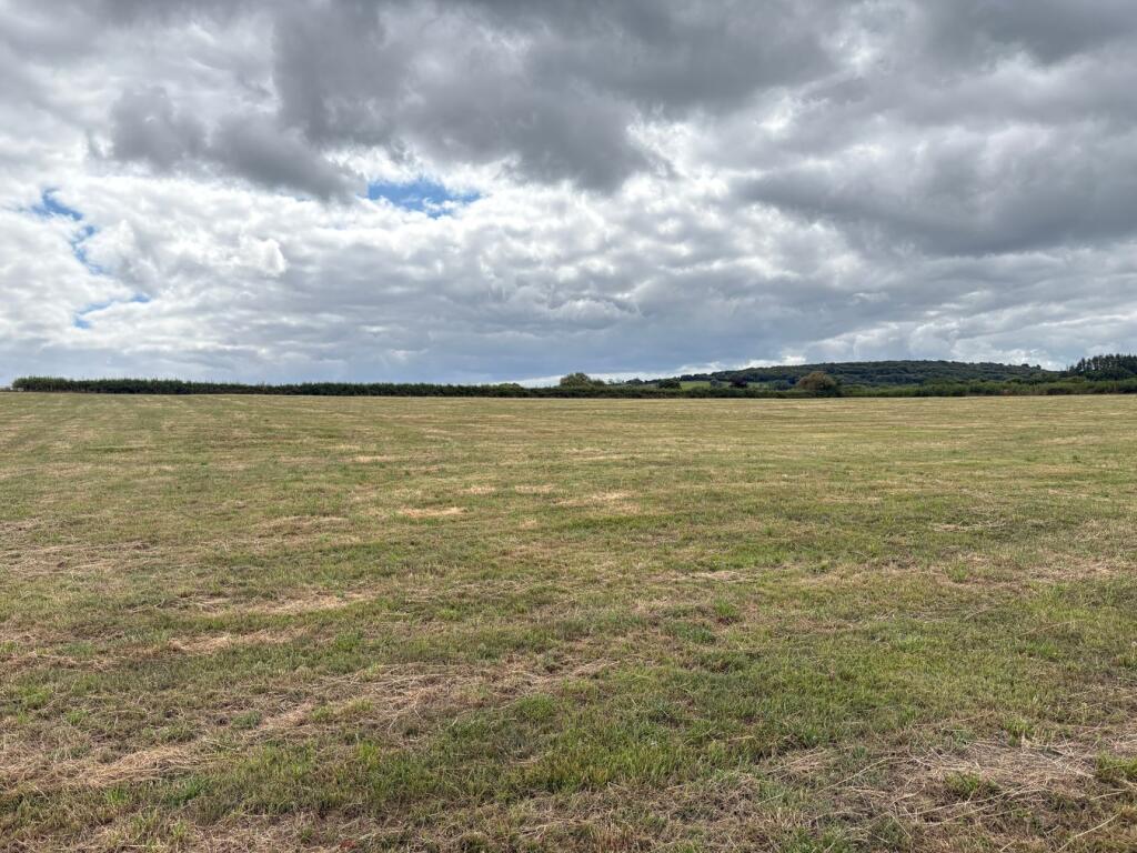Main image of property: Heol Blaenhirwaun, Llanelli, SA14