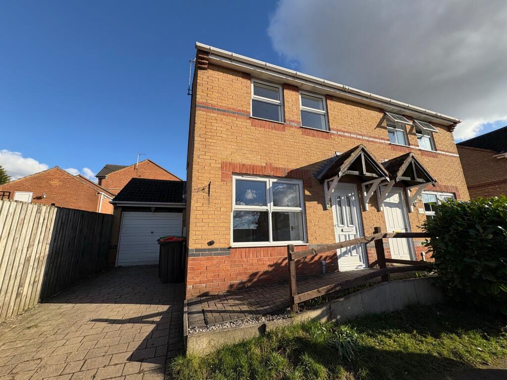 Main image of property: New Hucknall Waye, Huthwaite, NG17 2SS