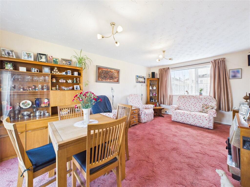Spartley Drive, Bristol, BS13 photo 2