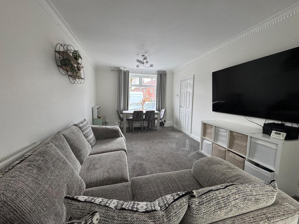 Portway, Manchester, M22 photo 2
