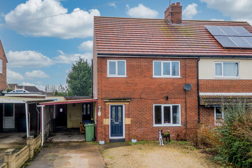 3-bed semi-detached on Chapel Street, Hambleton, Selby, YO8 9JF, £250,000
