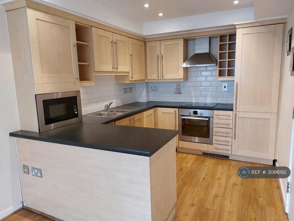 Main image of property: The Avenue, London, HA9