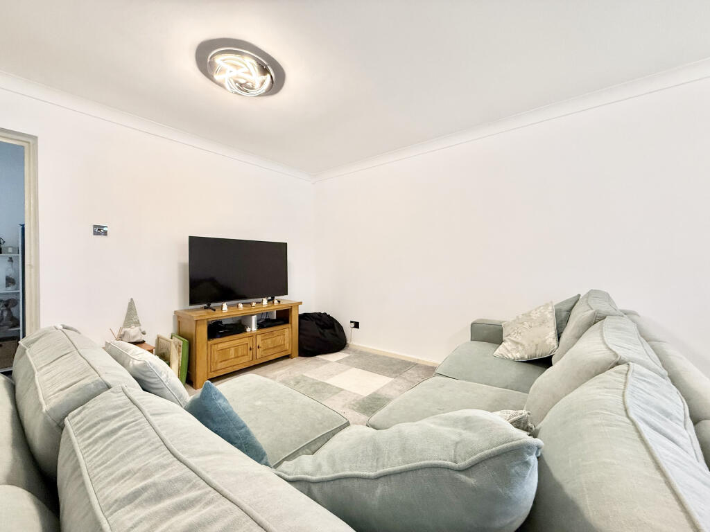 Apartment in Bournemouth - View 5