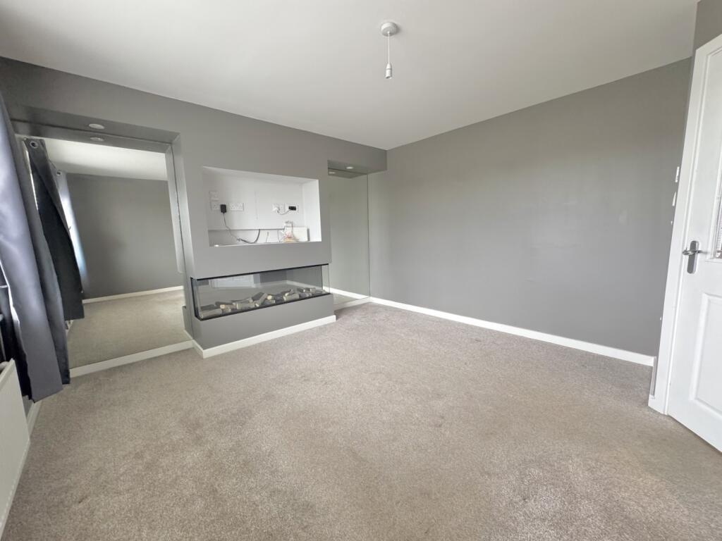 House in Sunderland, Peat Carr Estate, Hetton - View 4