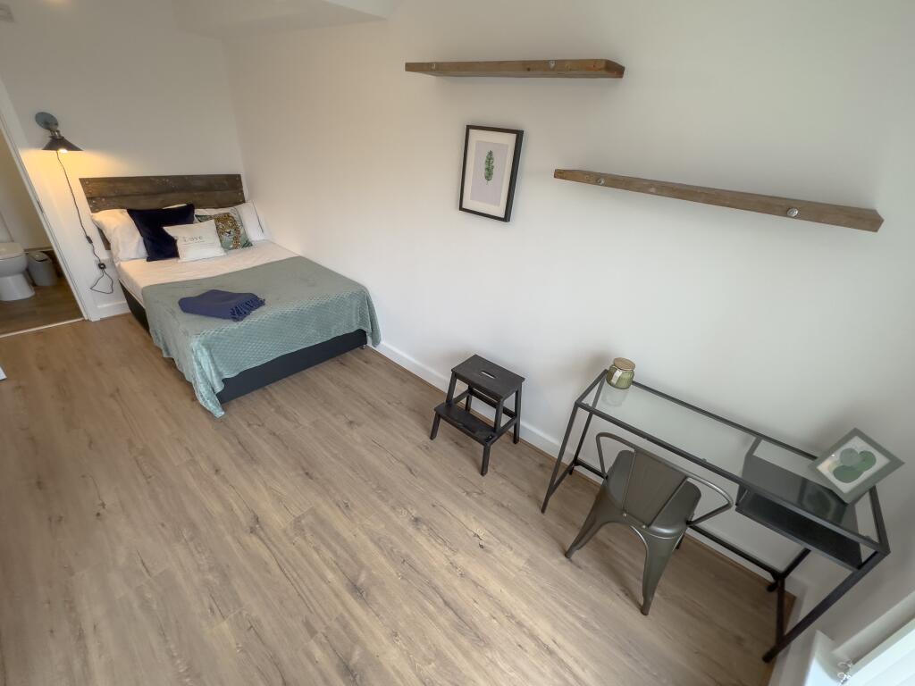 1 bedroom house for rent