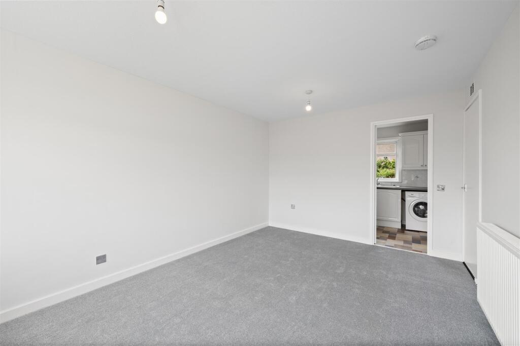 House in Livingston, Deans - View 5
