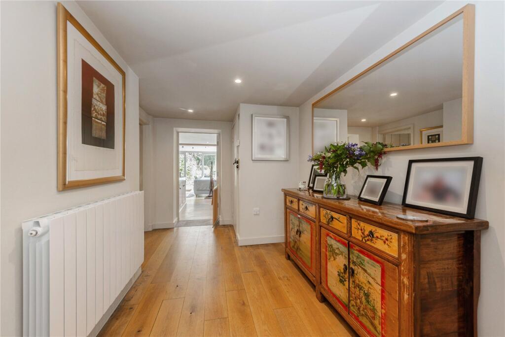 House in East Hampshire, East Meon - View 2
