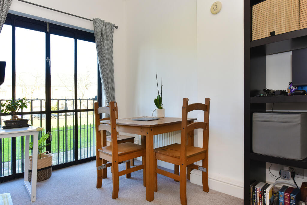 Apartment in London, Burrells Wharf, Isle of Dogs - View 5