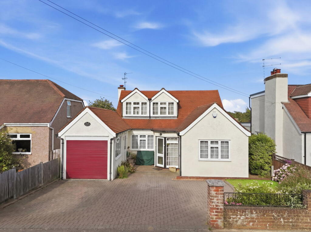 Main image of property: CHAIN FREE - Green End, Braughing, Herts