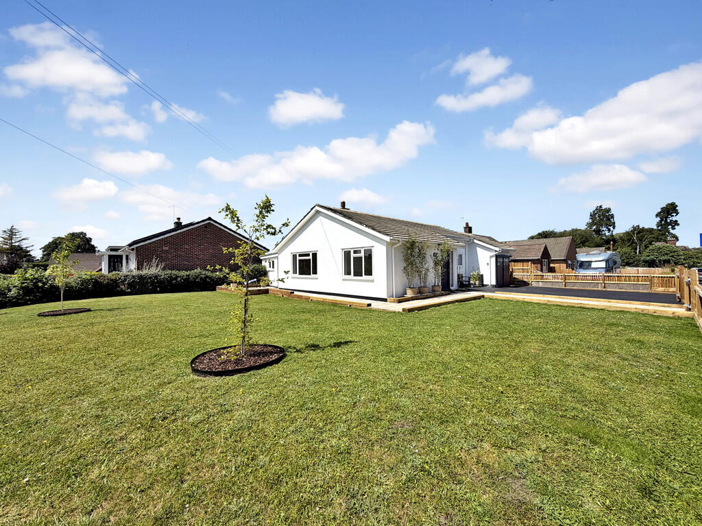 House in Warminster, Wiltshire - View 2