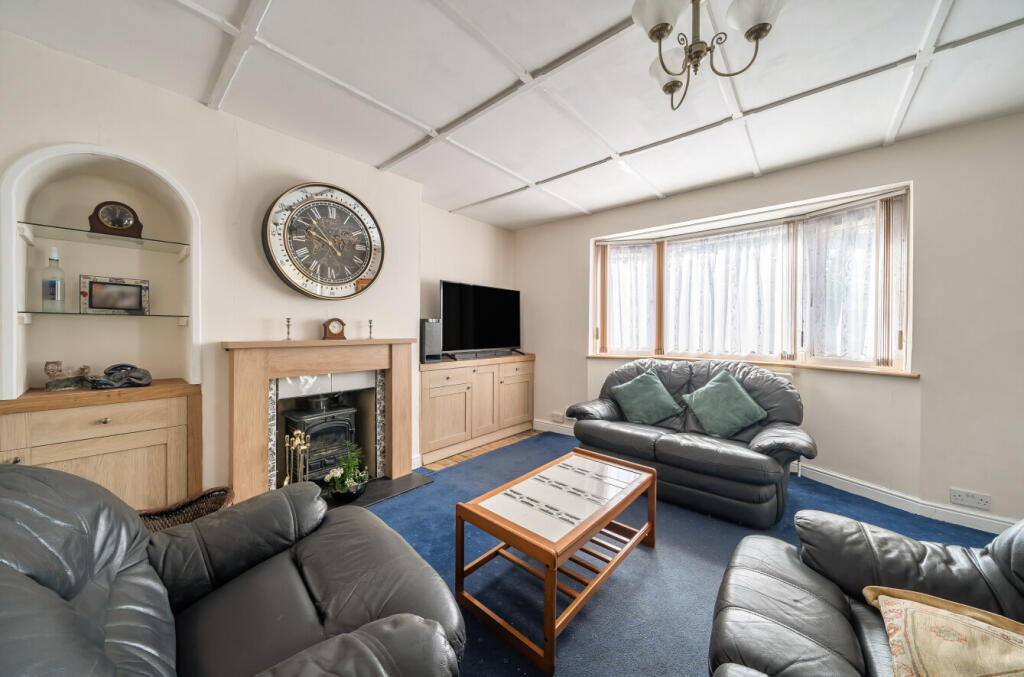 Marrowbrook Lane, Farnborough, Hampshire photo 4