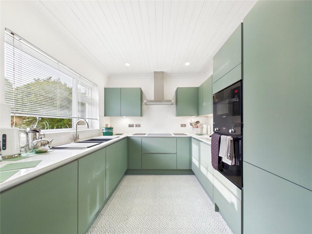 House in Amroth, Summerhill - More