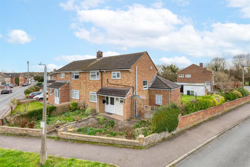 Main image of property: Primrose Lane, Arlesey, SG15 6RD