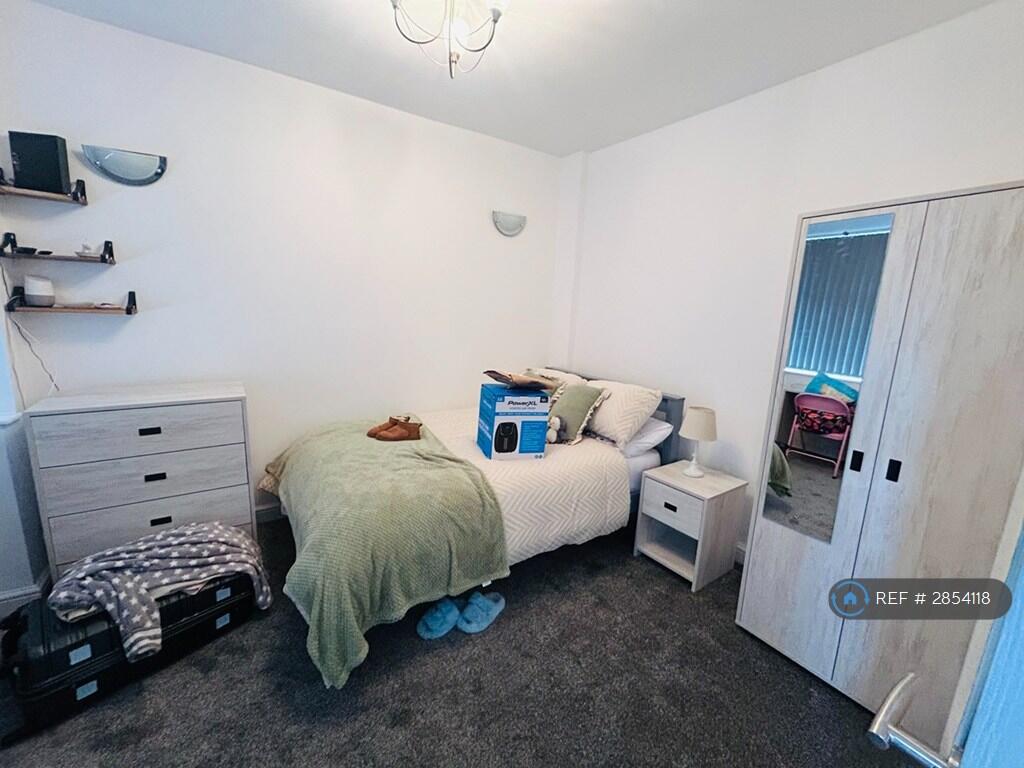1 bedroom house share for rent
