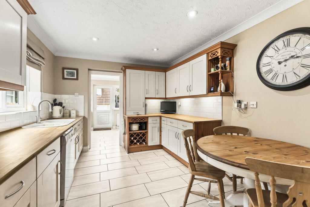 House in Peterborough - View 4