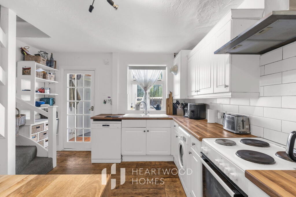House in St Albans - View 5