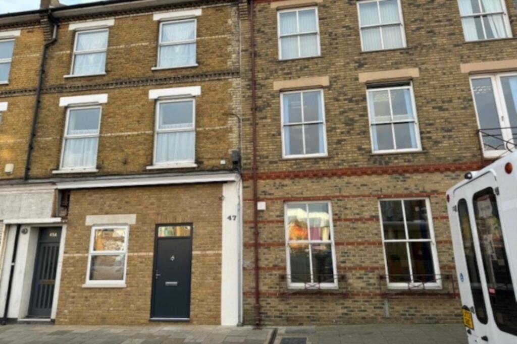 1-bed flat on Alexandra Street, Southend On Sea, £149,995
