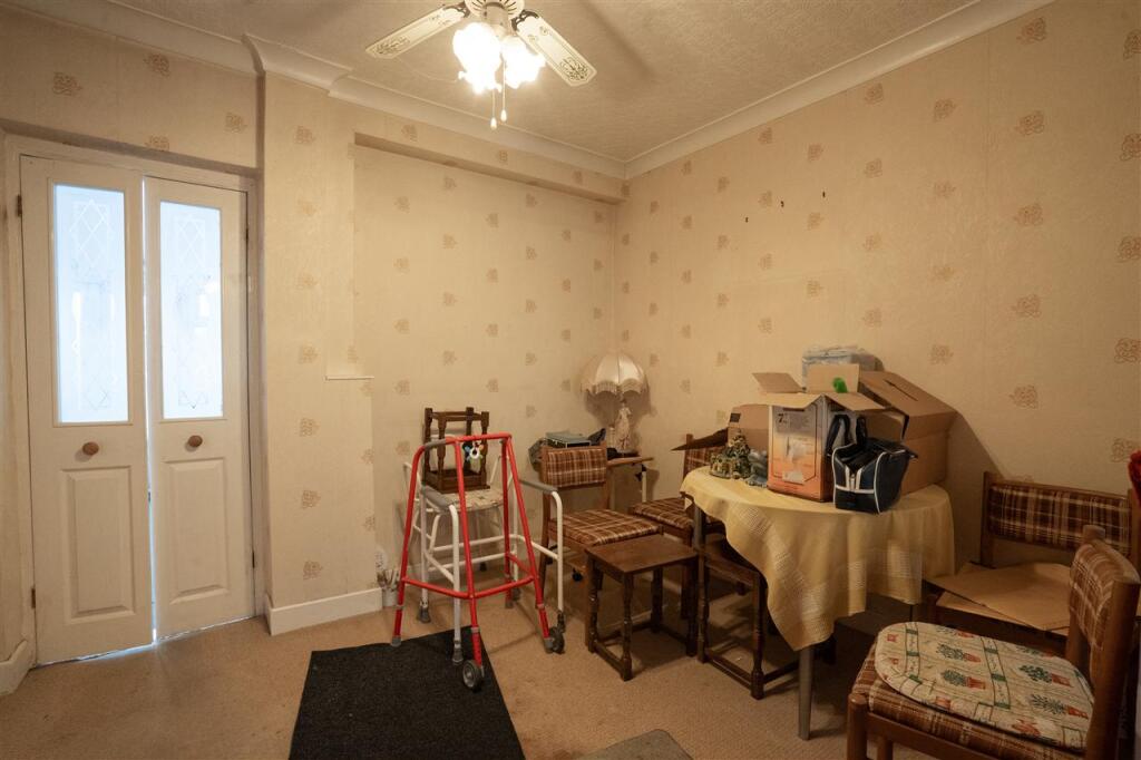 House in Birmingham, West Midlands - View 4