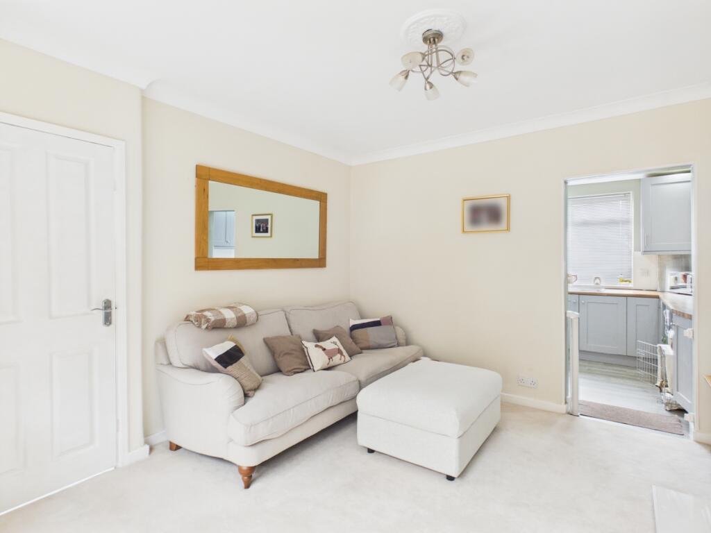 House in Tameside, Gee Cross - View 5
