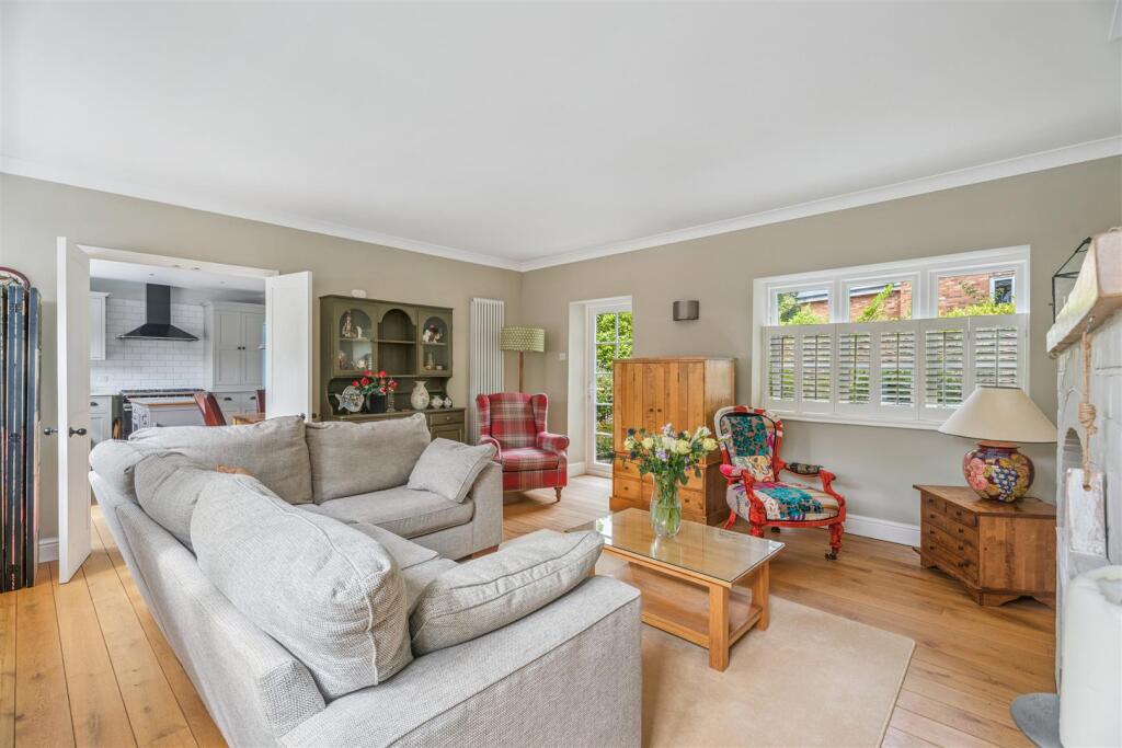 The Clock House, Watling Street, Little Brickhill - View 3