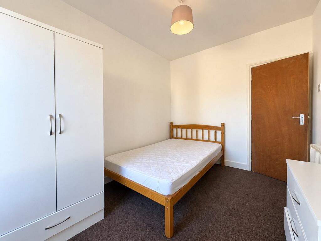 House in Portsmouth - View 5