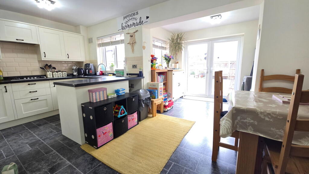 House in Reading - View 2
