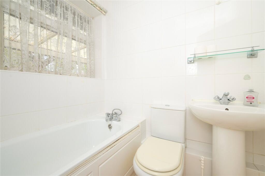 Additional image 9 of Swans Close, St. Albans, Hertfordshire