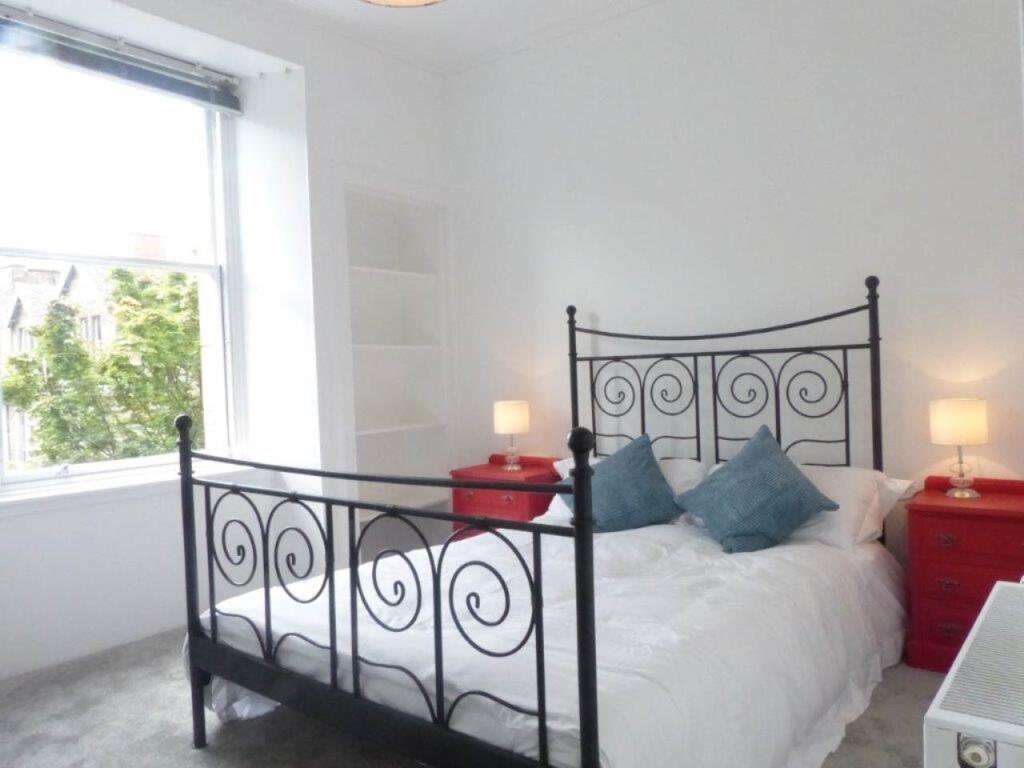 Apartment in Edinburgh - View 5