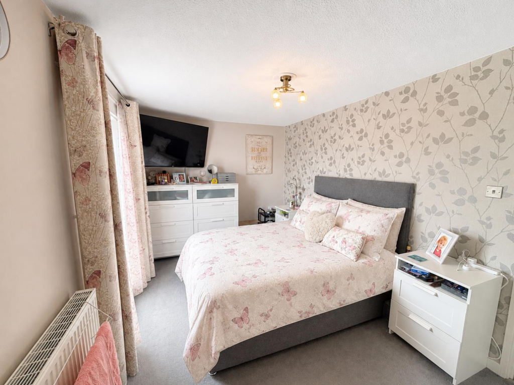 Spruce Close, Raf Lakenheath, Brandon photo 4