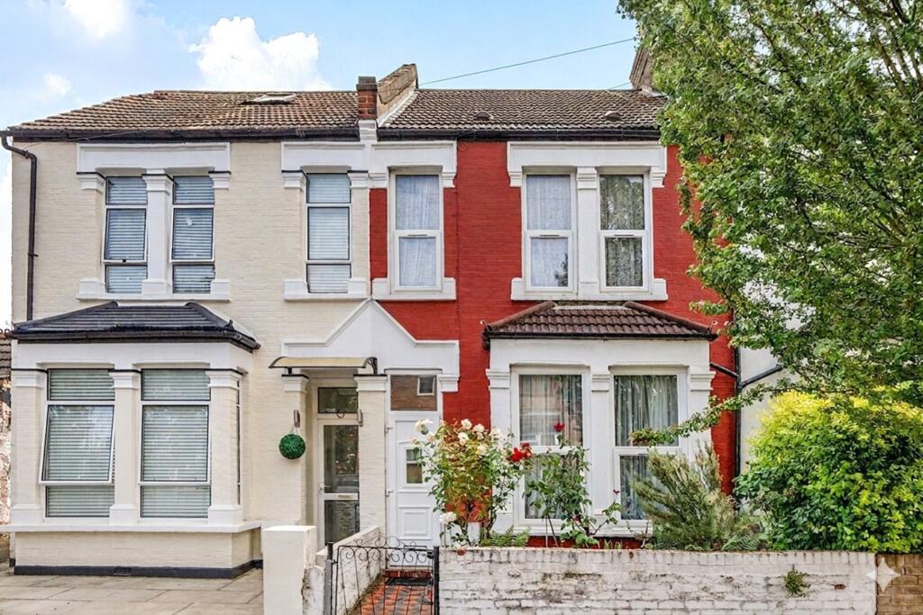 Main image of property: Moffat Road, Palmers Green, London, N13