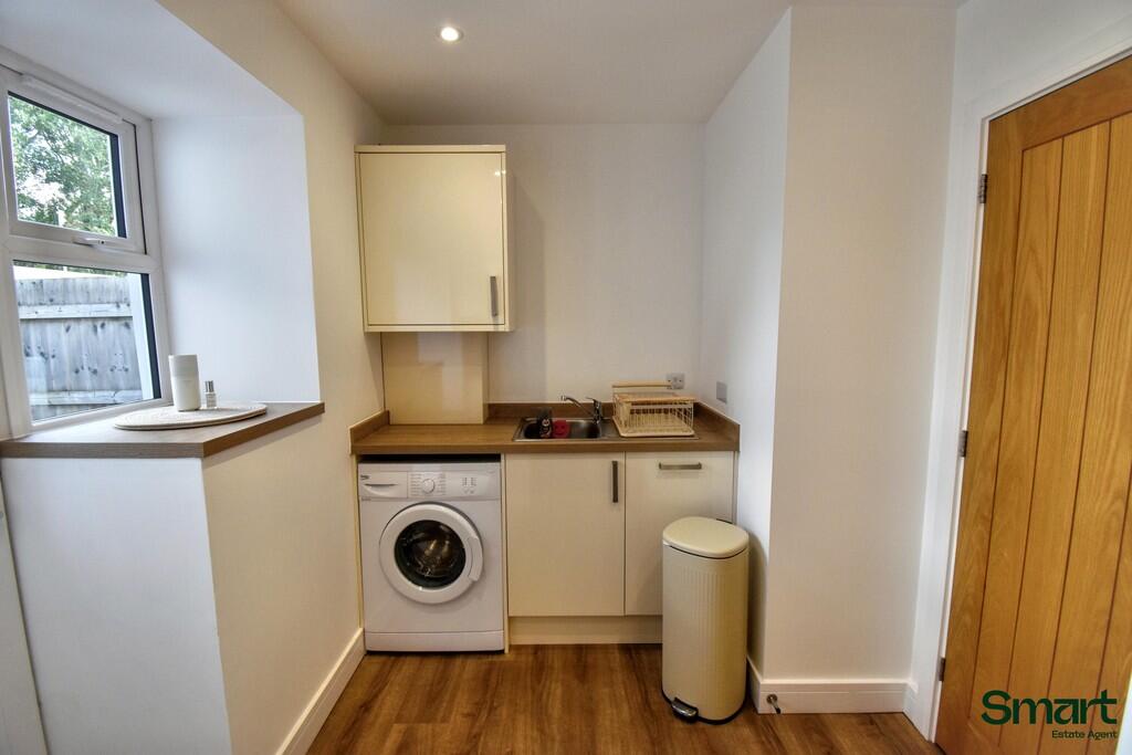 House in East Devon, Clyst Honiton - View 4