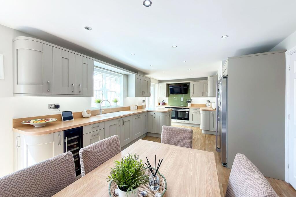Hollyhock Way, Littlehampton, BN17 photo 3